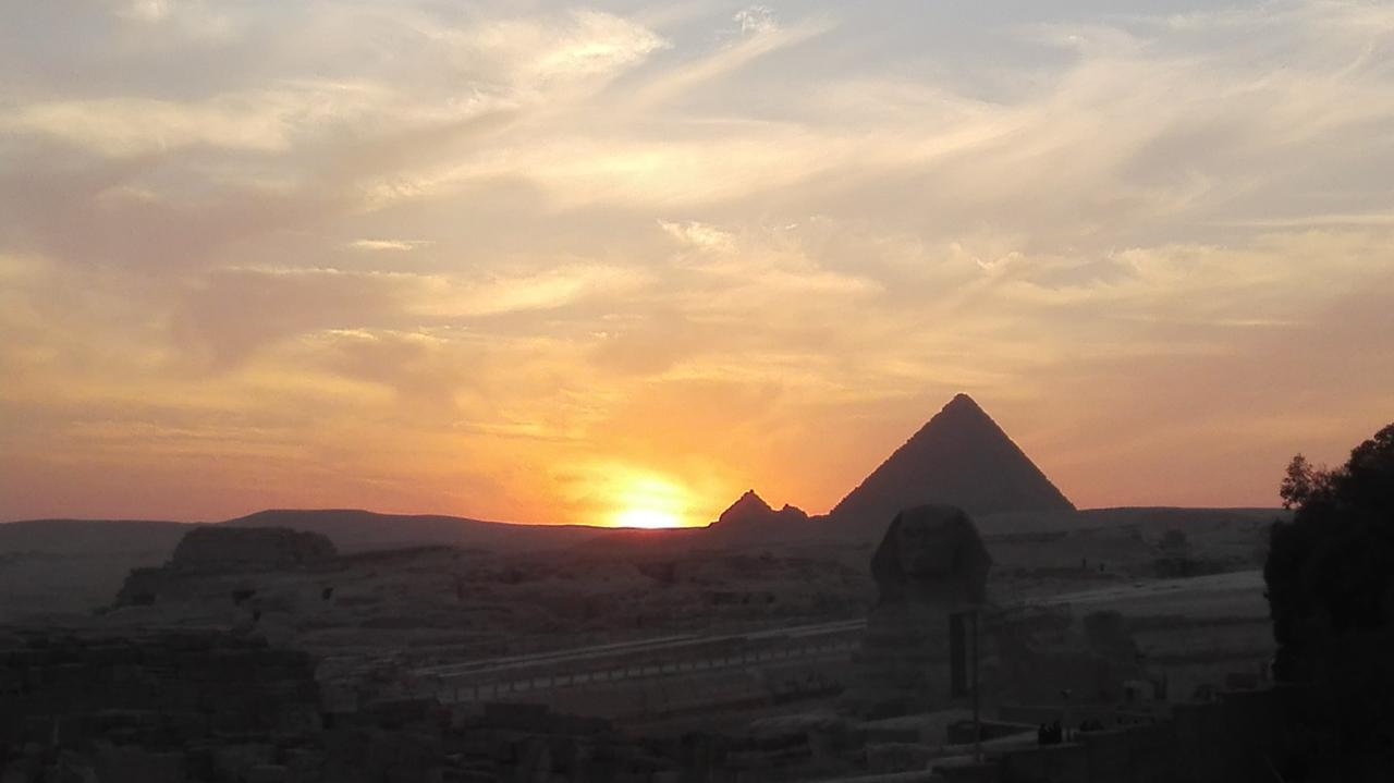 Pyramids Overlook Inn Kafrat al Jabal Exterior foto